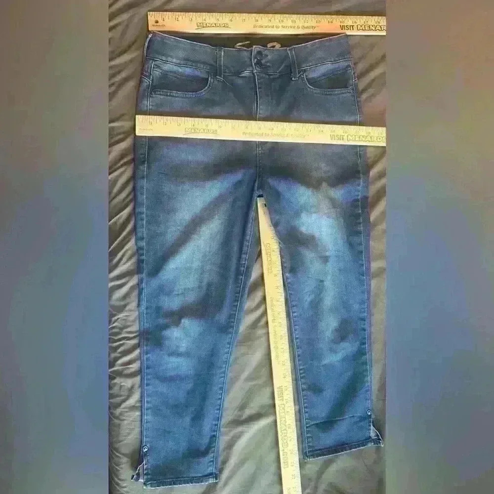 Seven7 High Rise Skinny Crop Jeans size 12